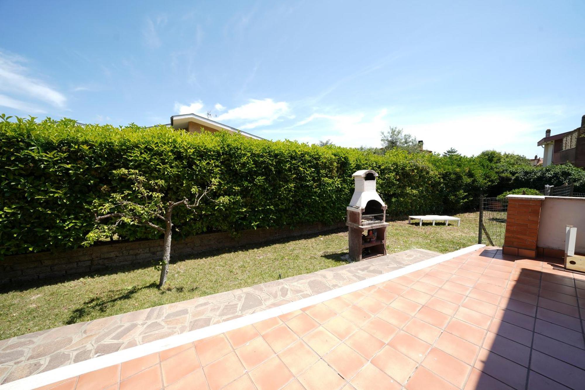 Hotel Da Piero E Gina à Palidoro Extérieur photo